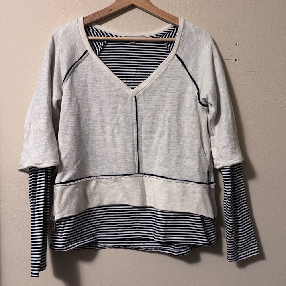 People Like Frank by anthropologie layered top
sweater style blouse Size Medium